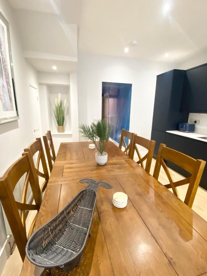 Cloud9 Guest House - By Coastline Retreats - 2 Bedroom Self Contained Garden Flat - Luxury Bath, Netflix, Superfast Wifi, Parking Included Bournemouth Exterior photo